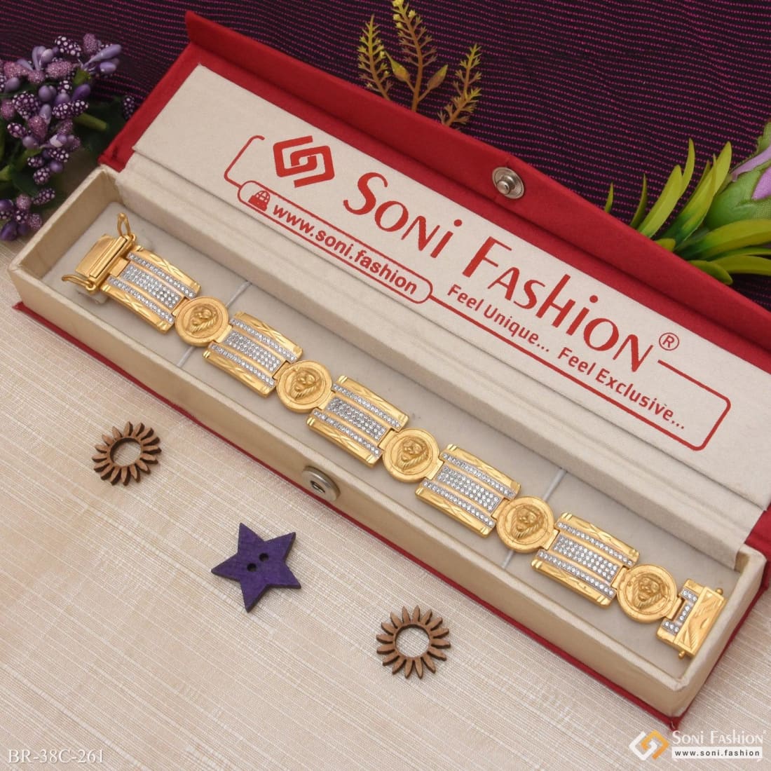Seamless Welded Bracelets | Permanent Jewellery | Astrid & Miyu